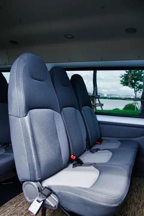 Ford Transit – Hyundai Solati 16 chỗ – ảnh 1