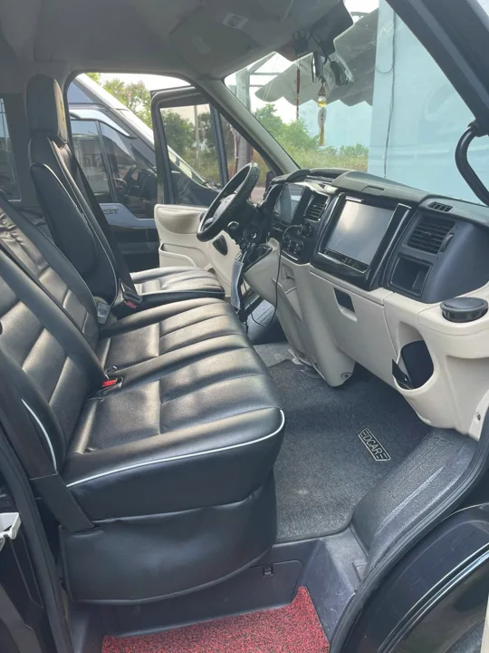 Limousine DCar – Solati 9 chỗ – ảnh 3