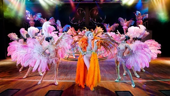 Một đêm sân khấu Pattaya