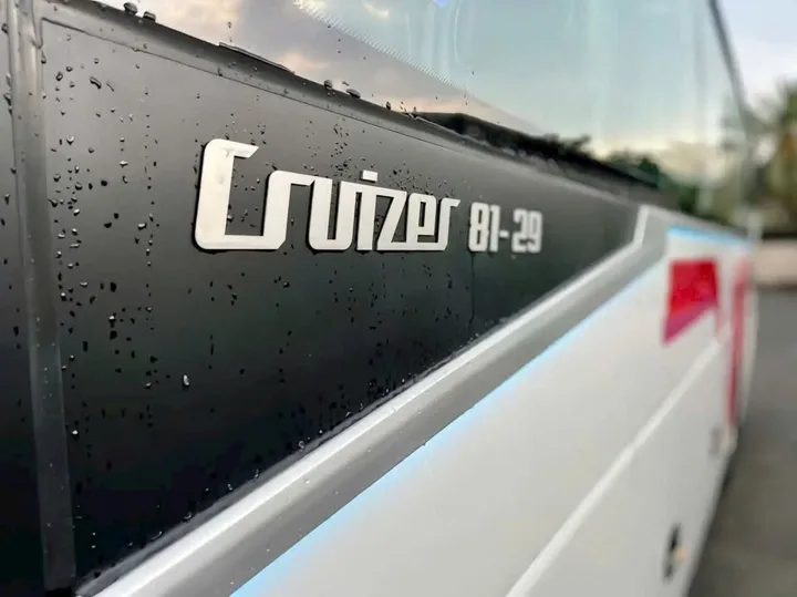 Chi tiết ngoại thất THACO Cruizer 81