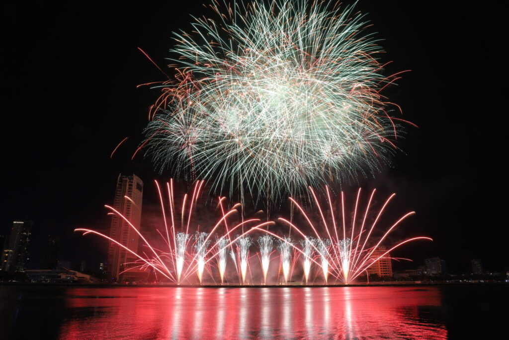 điểm xem pháo hoa Đà Nẵng đẹp